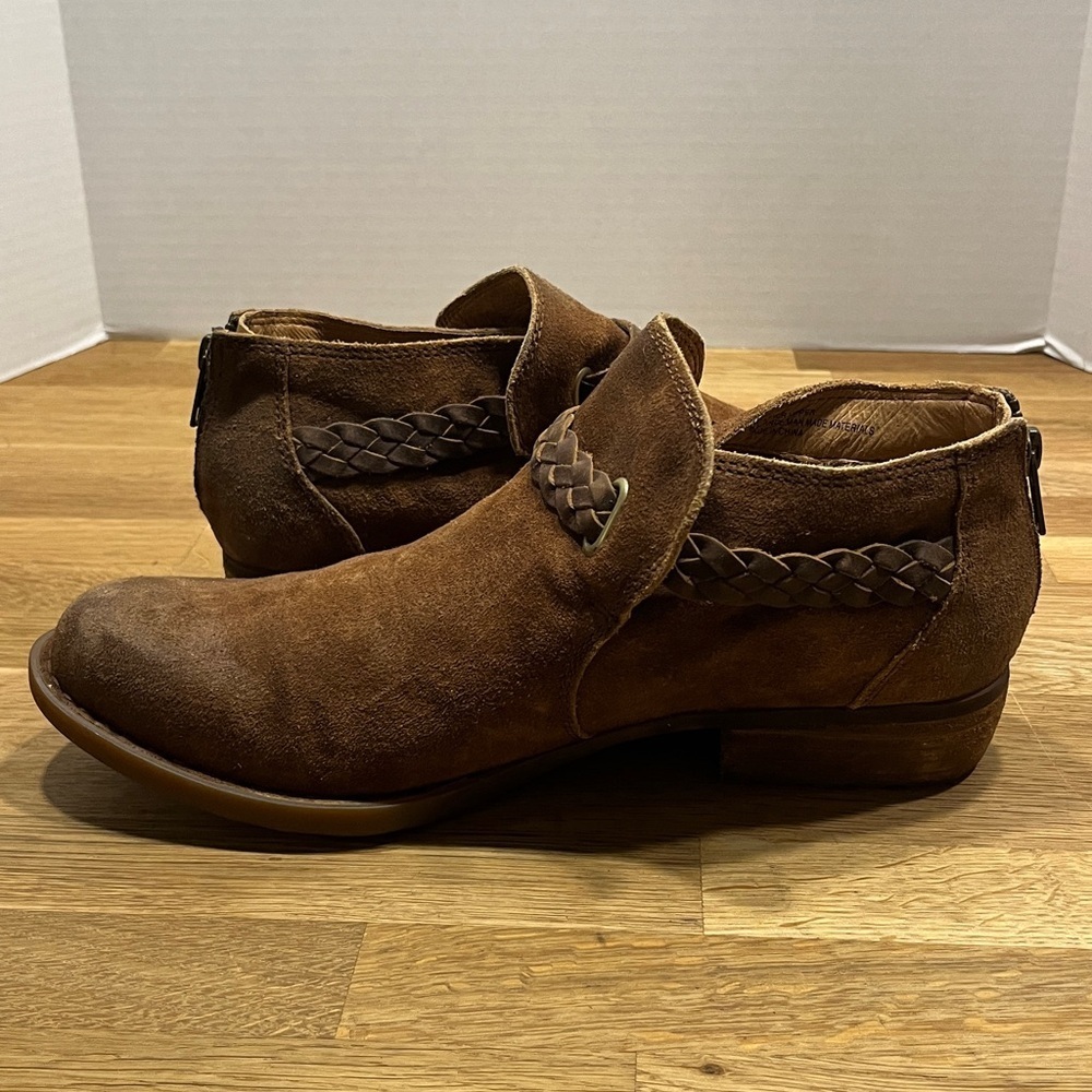 Born Brown Suede w / Braided Leather Trim Sylvia Ankle Booties Boots Women’s 9.5 - Picture 7 of 16